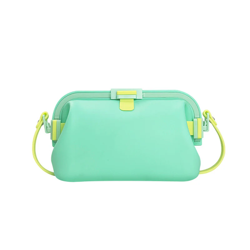 Waterproof silicone storage bag with shoulder strap - Image 8